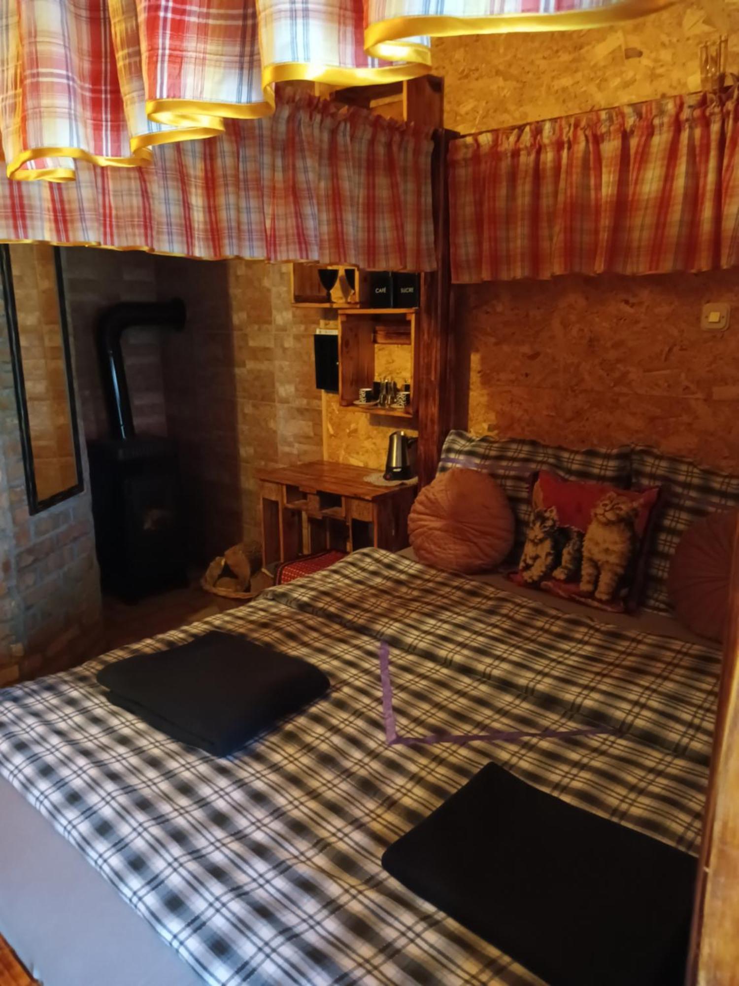 Apartments Bakine Carolije Karanac Экстерьер фото