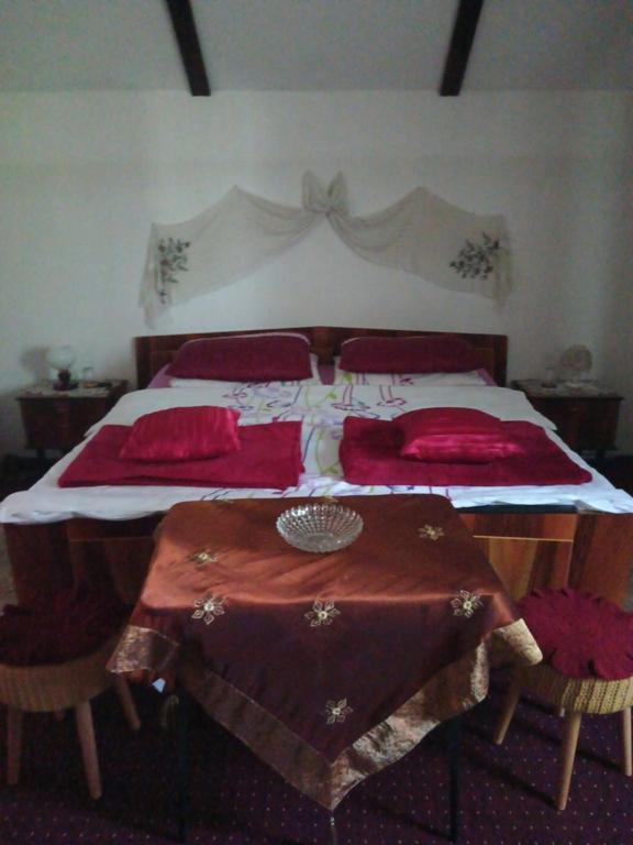Apartments Bakine Carolije Karanac Экстерьер фото