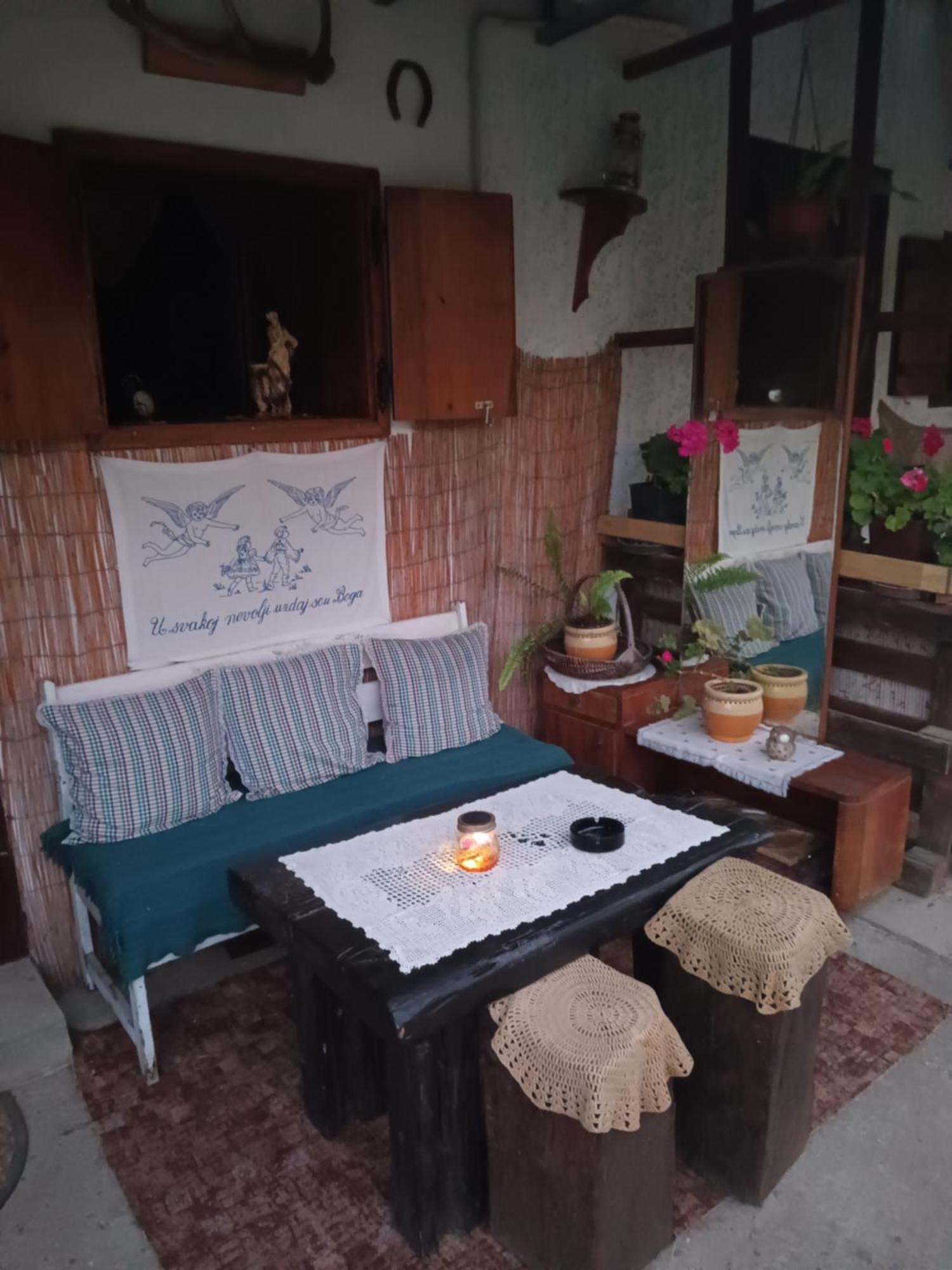 Apartments Bakine Carolije Karanac Экстерьер фото